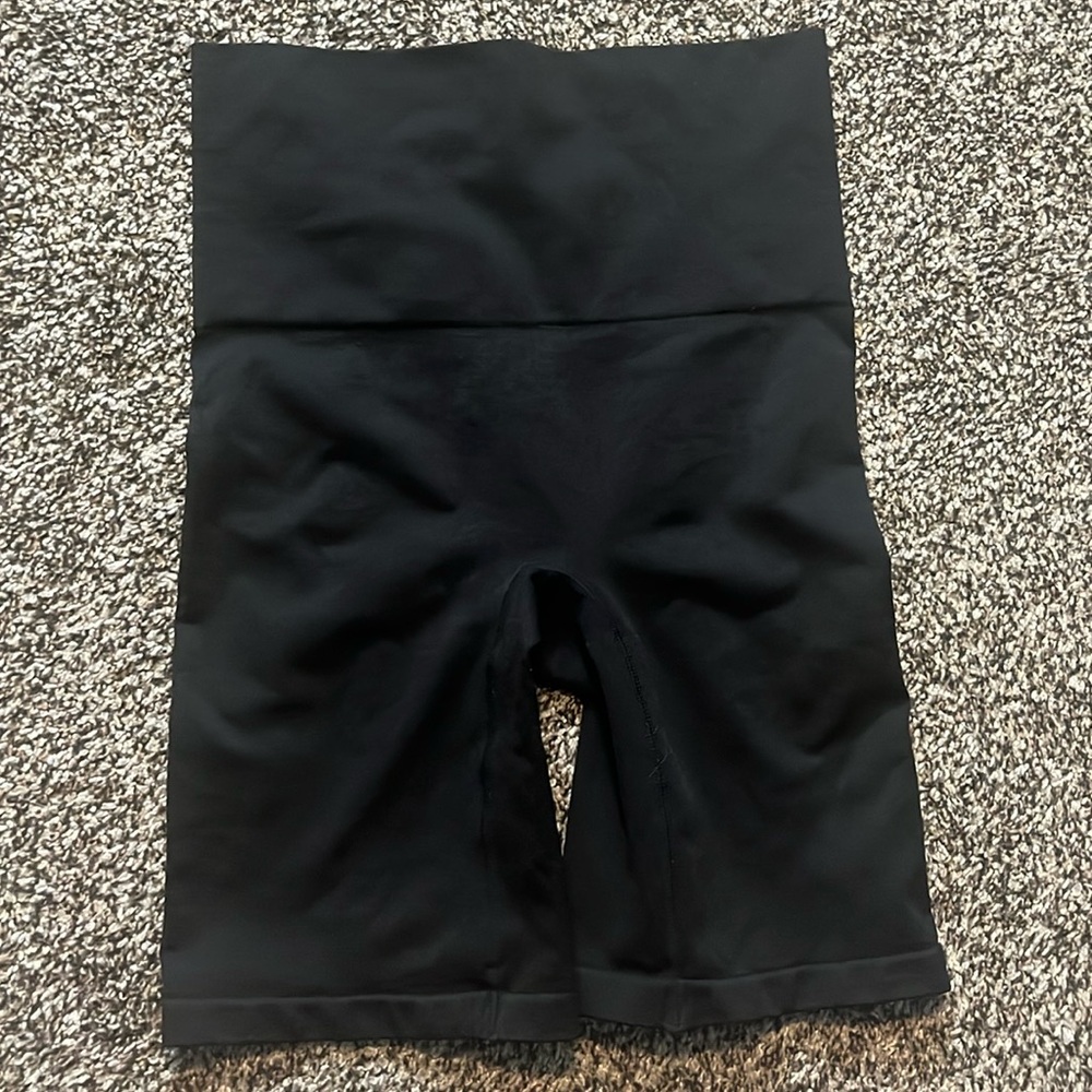 Larry Levine Shapewear Shorts